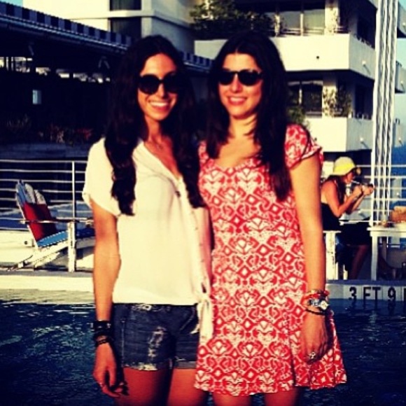 Citizens of Humanity cut off jean shorts rips - Picture 4 of 4